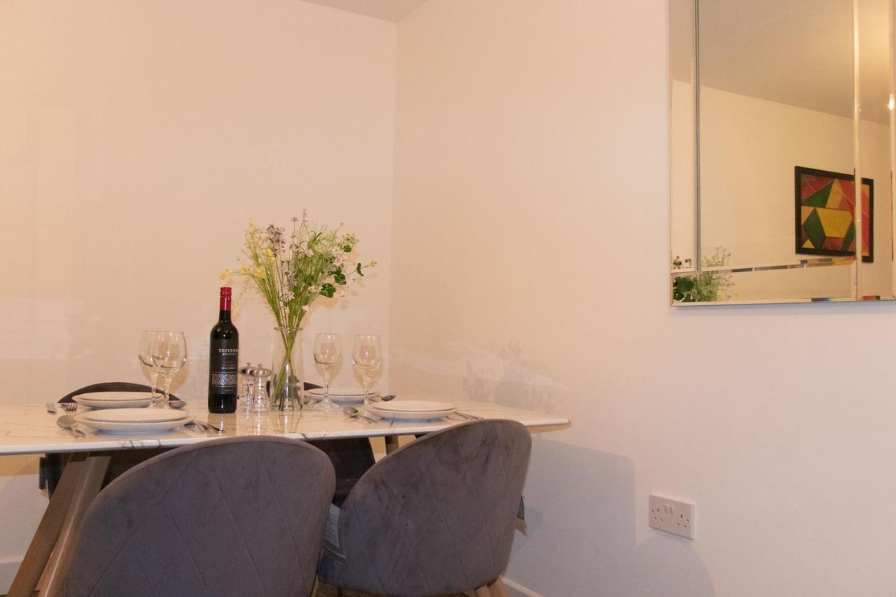 Livestay-Modern Apartment Minutes Away From Heathrow Σλόουθ Εξωτερικό φωτογραφία