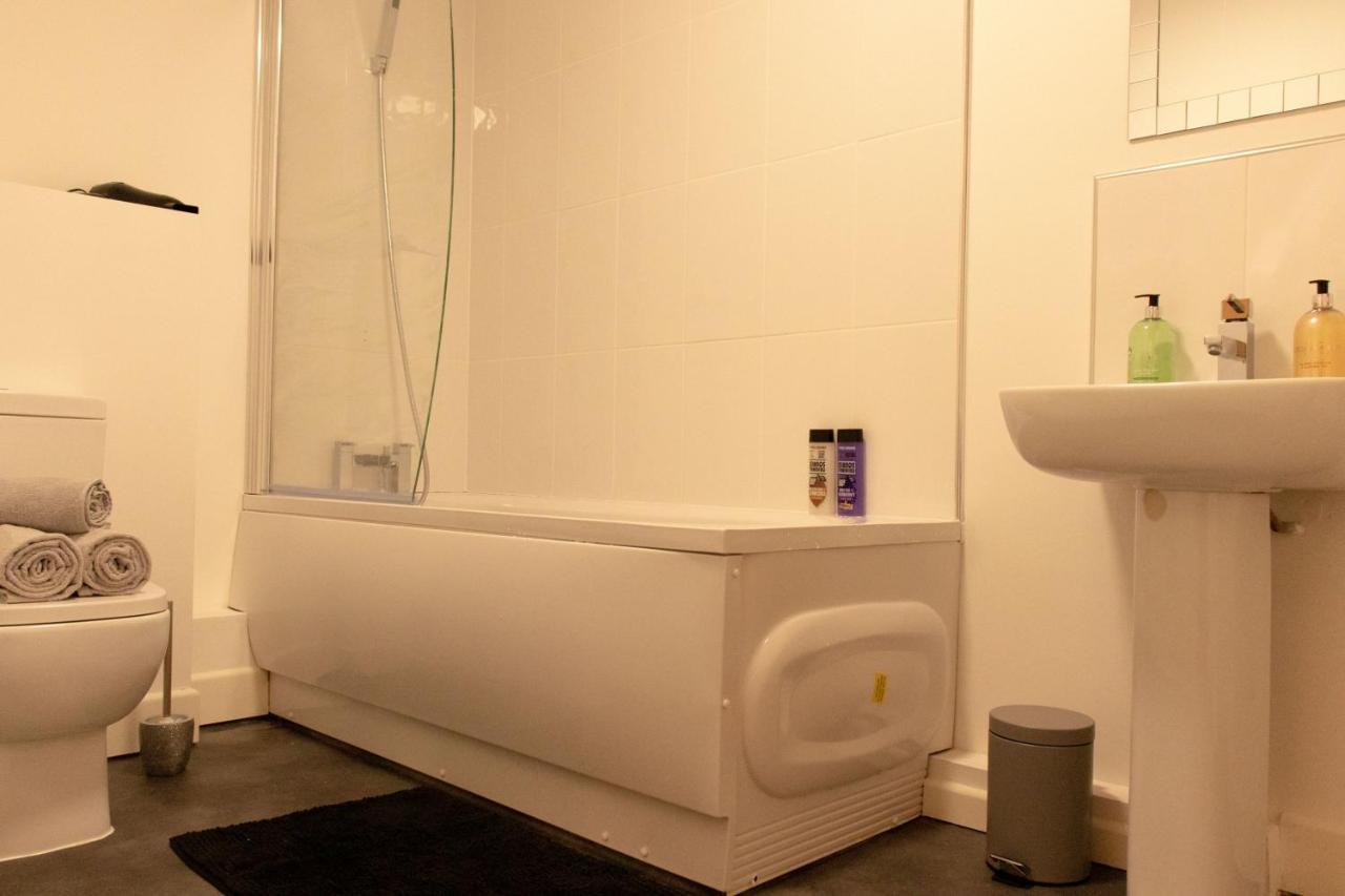 Livestay-Modern Apartment Minutes Away From Heathrow Σλόουθ Εξωτερικό φωτογραφία
