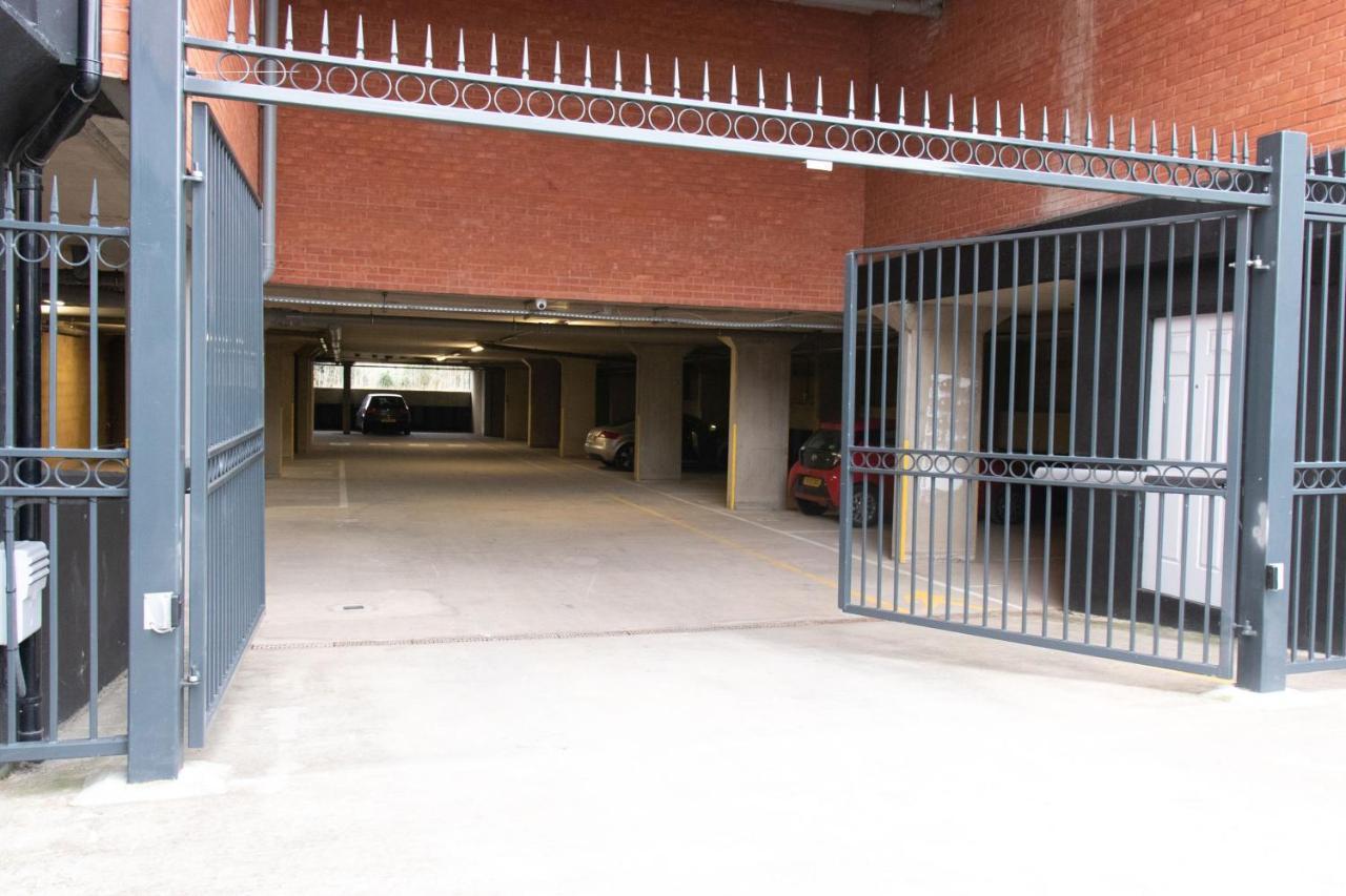 Livestay-Modern Apartment Minutes Away From Heathrow Σλόουθ Εξωτερικό φωτογραφία